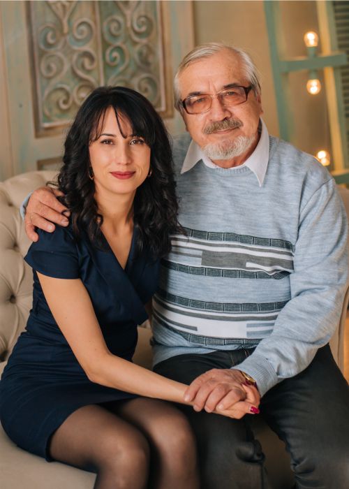 Нуриев Фарит Исламович - практикующий ювелир и мастер по сборке и плетению цепей ювелирного салона Altyn Nur (г. Костанай)